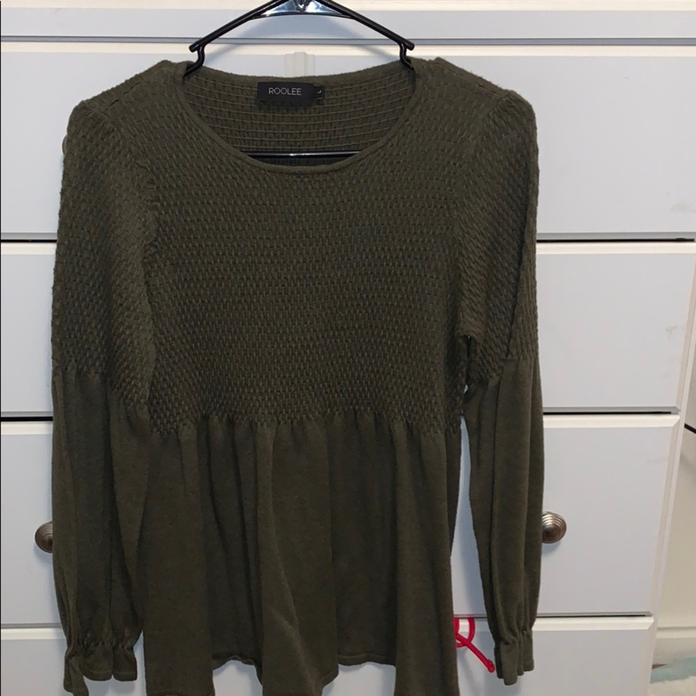 Green boutique top